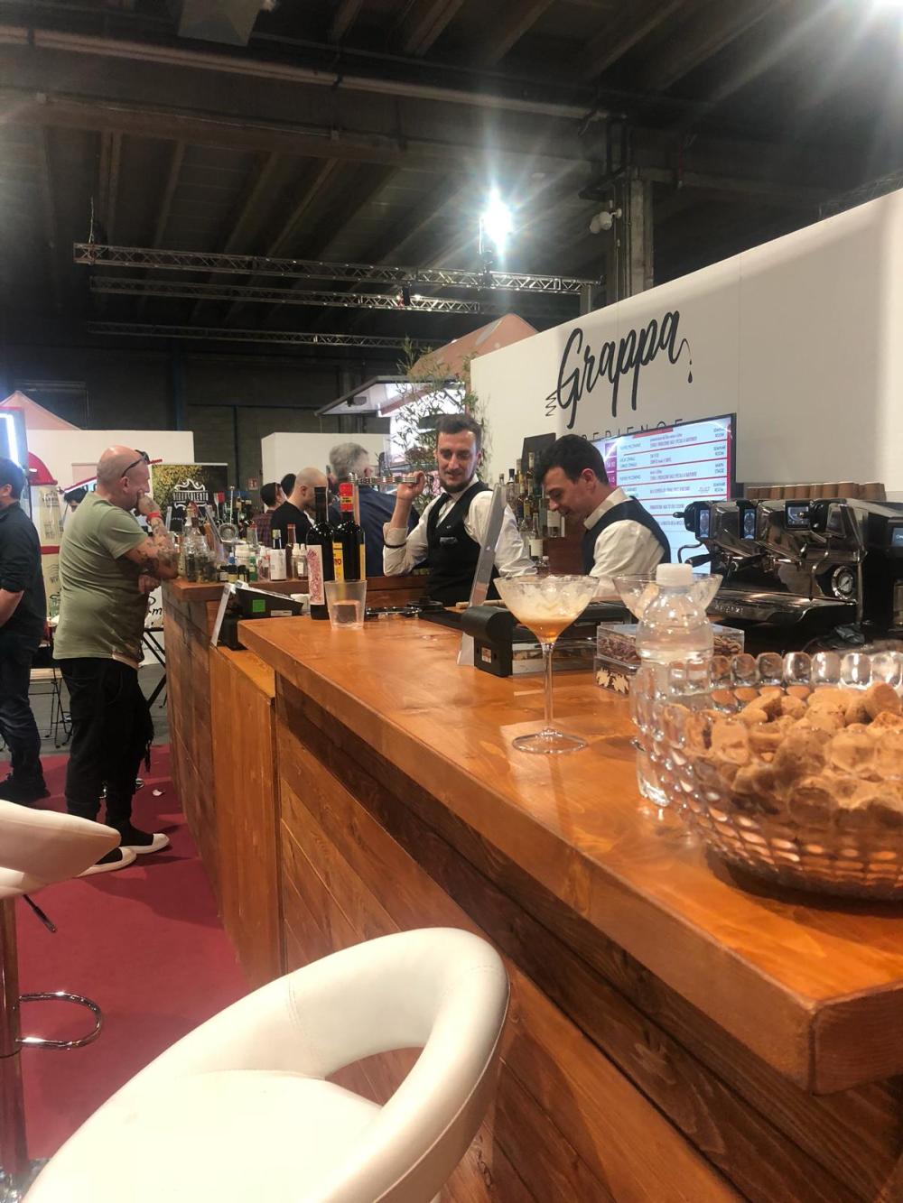 b1cfe936-1044-40c9-b174-87c5aabdf72d